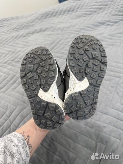 Ботинки демисезонные 23 размер