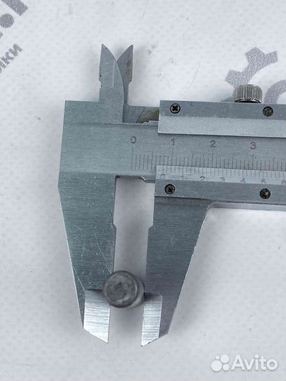 Ось ролика вариатора Сафари (L30мм)