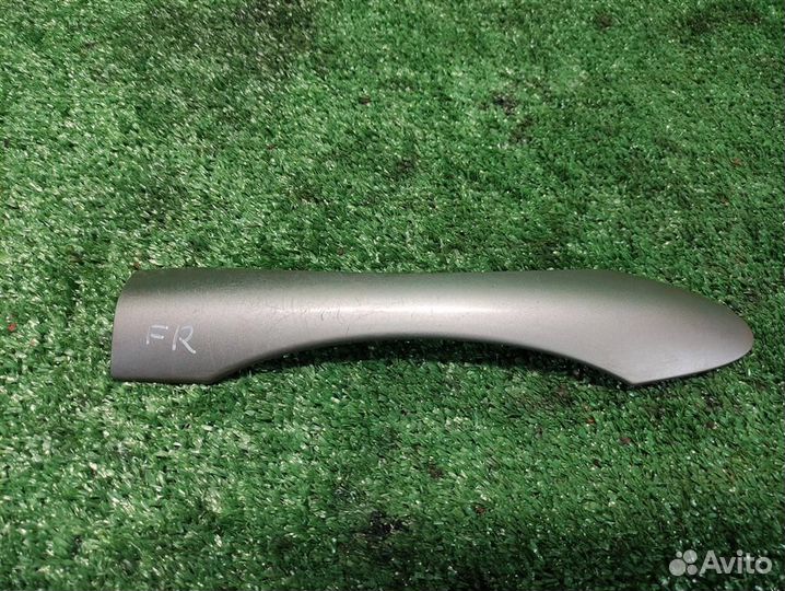 Накладка двери Toyota Auris E150 2009