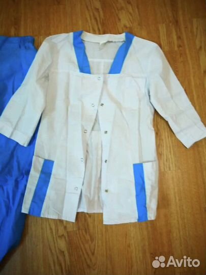 Медицинский костюм женский 40