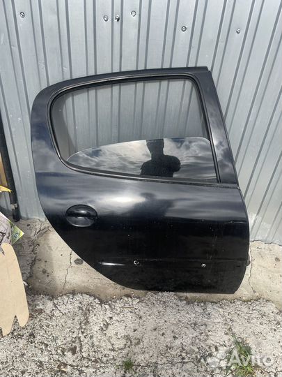 Дверь задняя правая peugeot 206 седан