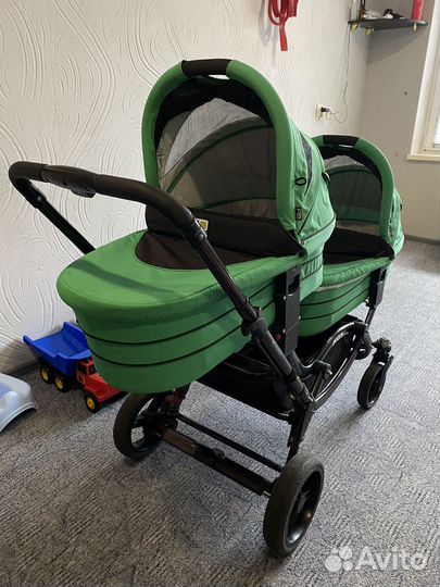 Коляска для двойни fd design zoom