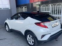 Toyota C-HR 1.2 CVT, 2018, битый, 116 000 км, с пробегом, цена 1 750 000 руб.