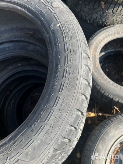 Nokian Tyres Hakkapeliitta 7 SUV 255/50 R19 107T