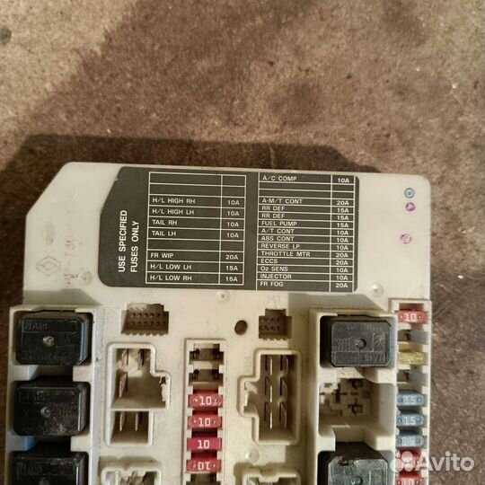 Блок предохранителей подкапотный Nissan Note E11