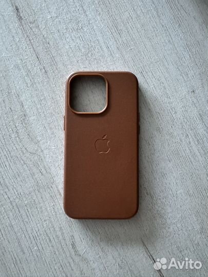 Чехол на iPhone 13 pro