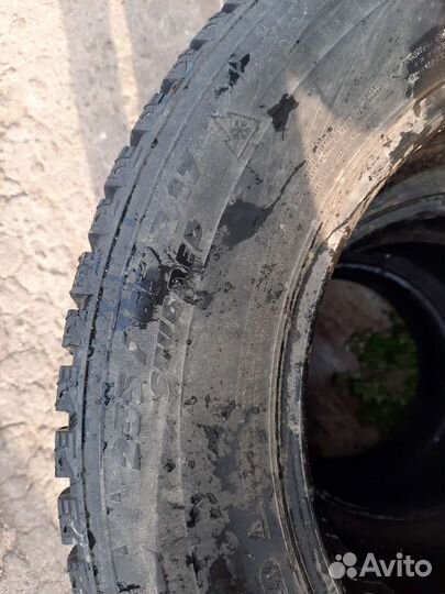 Michelin Latitude X-Ice North 2 235/65 R17