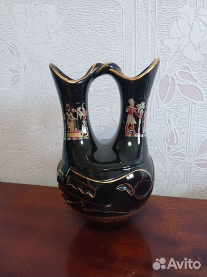 Ваза с двумя горлышками