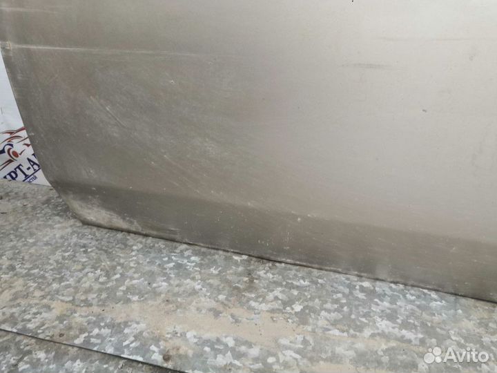 Suzuki liana дверь водительская