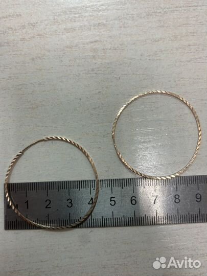 Золотые серьги 