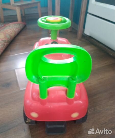Машинка толокар