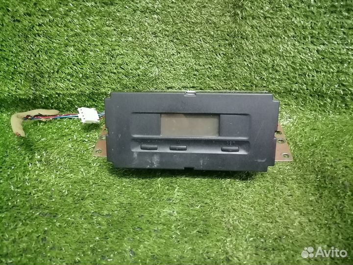 Часы MR444391 Mitsubishi Pajero IO RVR H76W N74W