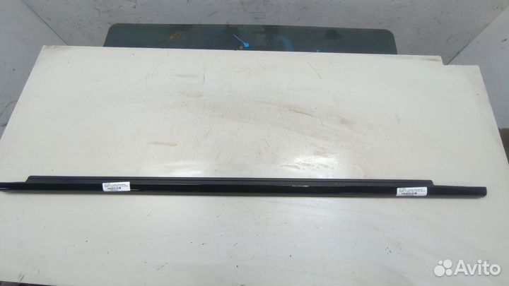 Молдинг стекла BMW 3 G20, G21 2018, 2022