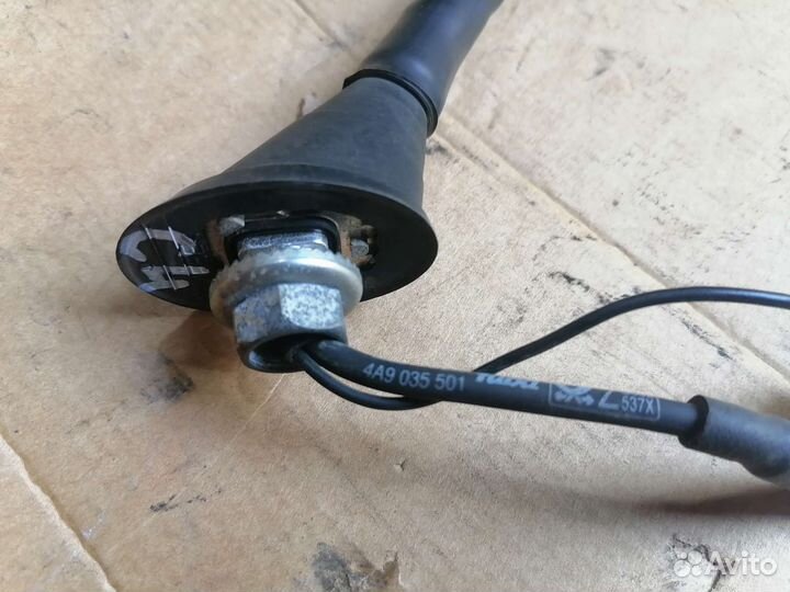 Антенна Audi 100/A6 C4,VAG 4A9035501