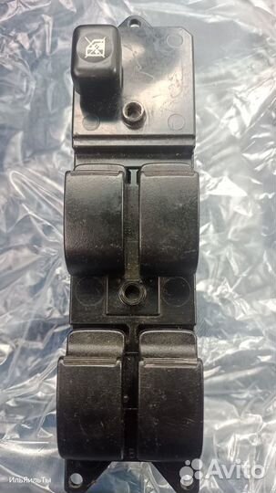 Блок управления стеклоподъемниками 8608A176