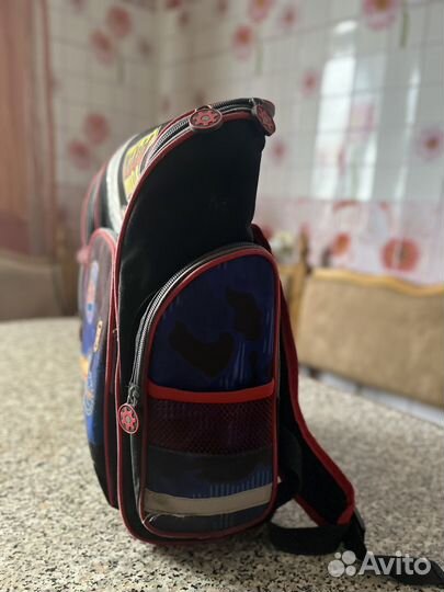 Продам школьный рюкзак