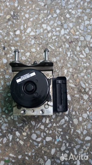 Блок ABS на audi Q7