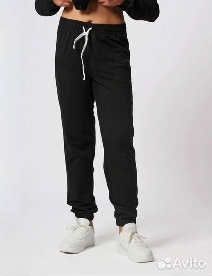 Спортивный костюм р. 164