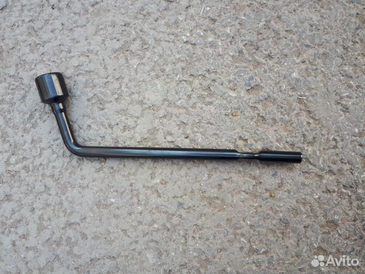 Ключ балонный киа спортейдж 4