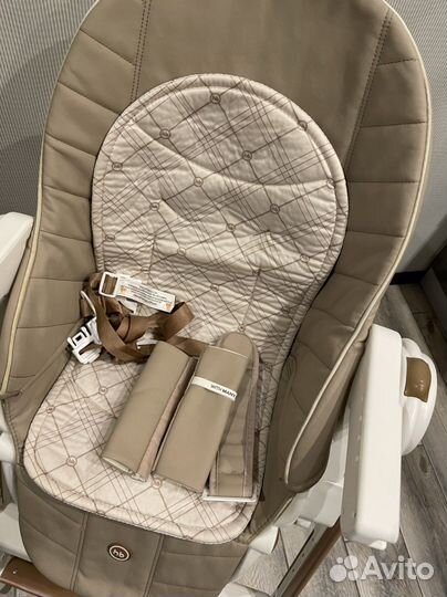 Стульчик для кормления happy baby berny v2