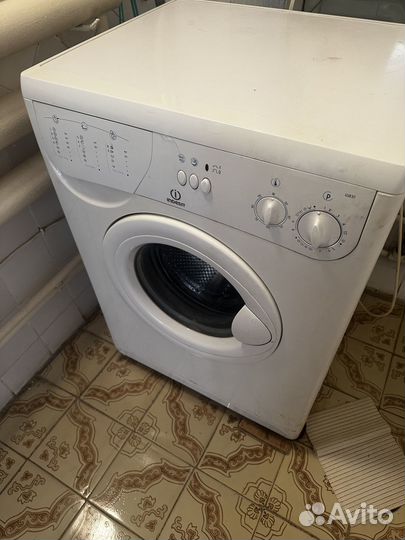 Стриральная машина indesit