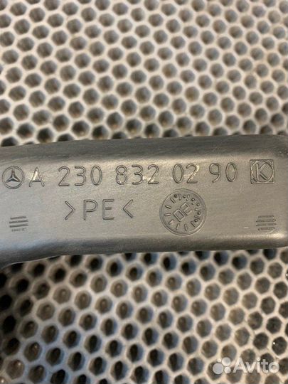 Сливная труба Mercedes-Benz Sl500 230.475 M