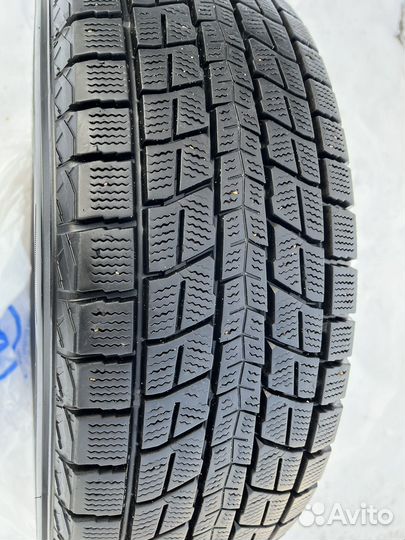 Dunlop Winter Maxx 215/65 R17