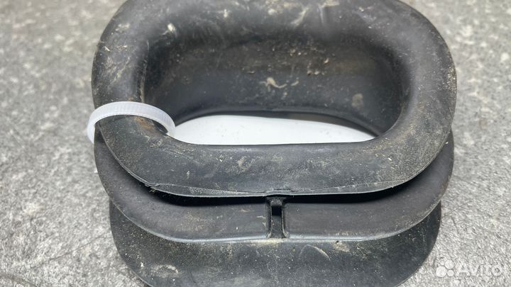 1443259 Уплотнение боковой панели scania скания