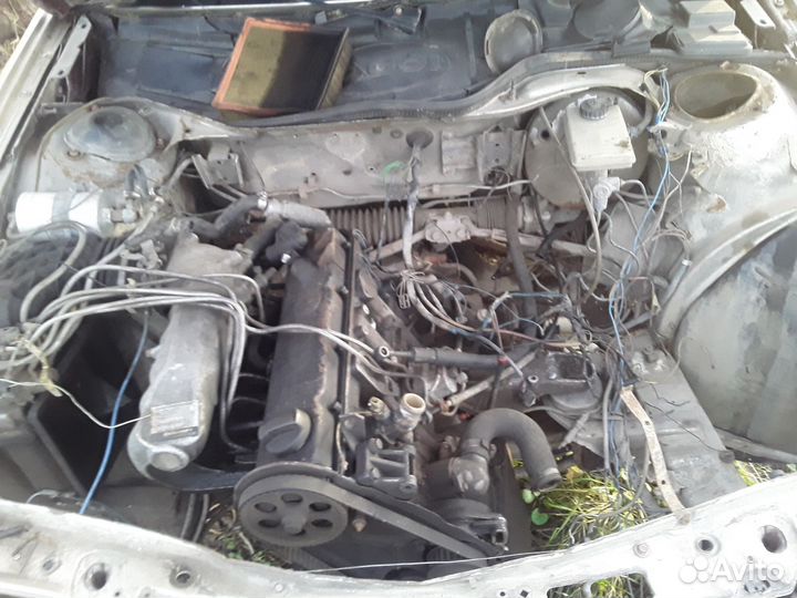 Запчасти на audi 100 с3