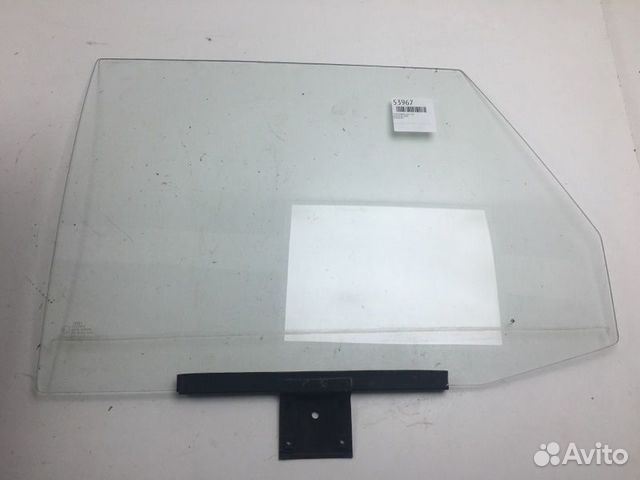 Стекло двери заднее левое Audi 80 B2 1980