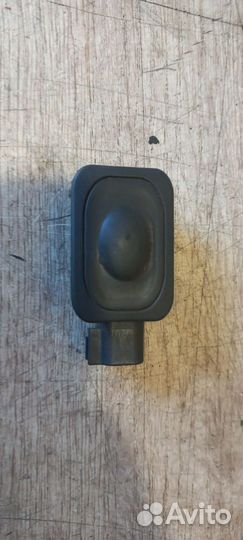 Кнопка открывания багажника Ford Kuga 2