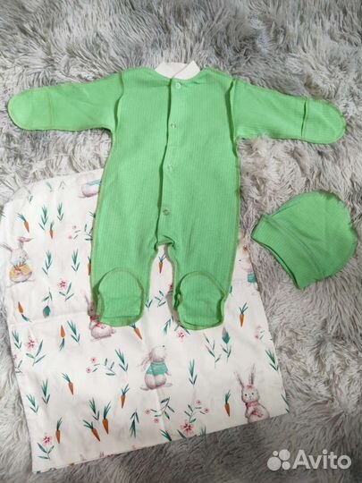 Комплект на выписку новый Loves mammy 5 предметов