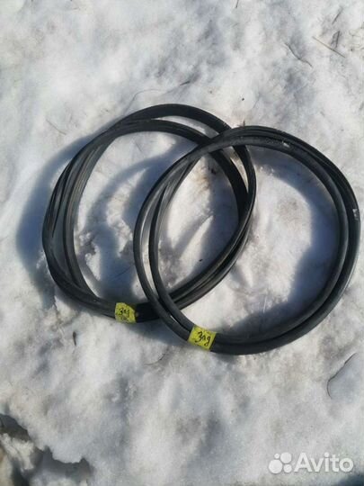 Уплотнительные резинки задних дверей Калина 1