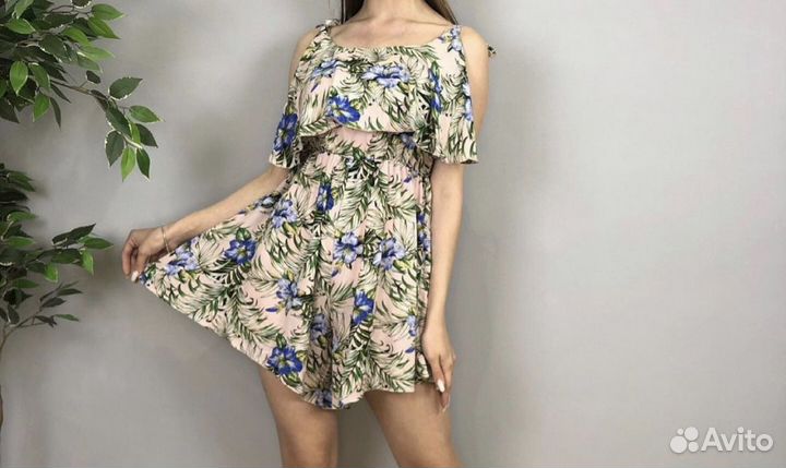 Комбинезон с шортами