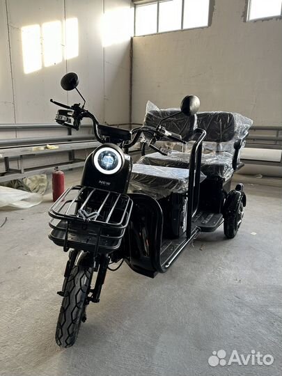 Электроскутер Green трицикл 3 местный 800W