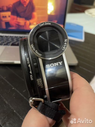 Видеокамера sony