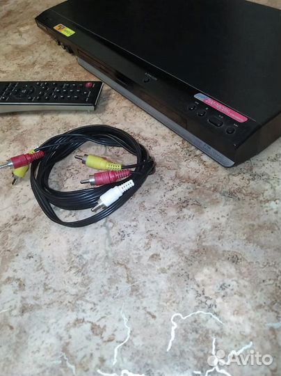 Samsung DVD-P366KD DVD - плеер (ресивер)