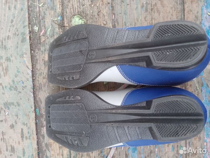 Лыжные ботинки