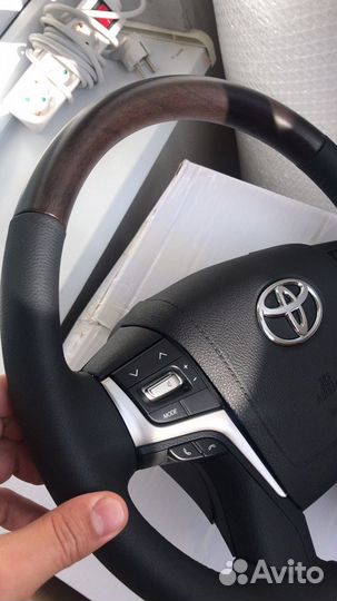 Руль тойота Tundra