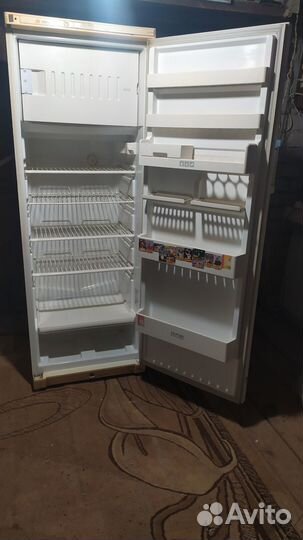 Холодильник Stinol 205 в хорошем рабоч состоянии