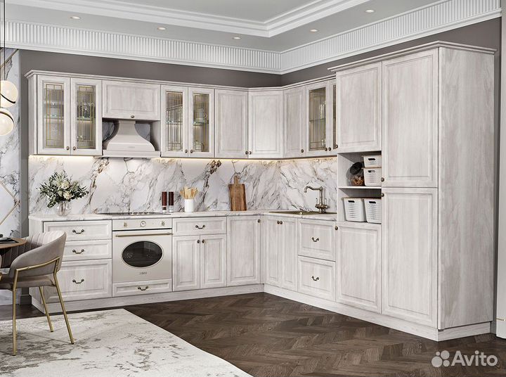 Кухня с антресолями