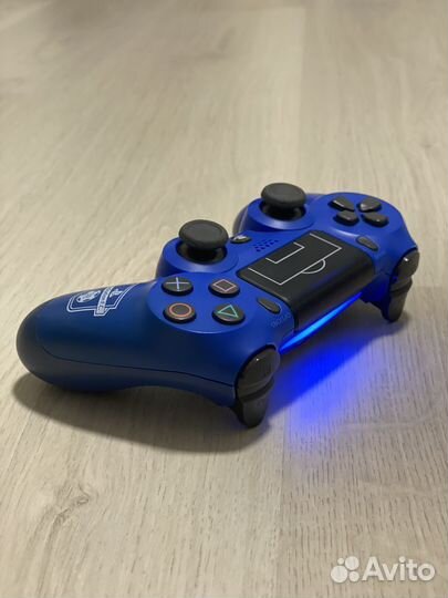Геймпад sony Dualshock 4 V2 PlayStation F.C