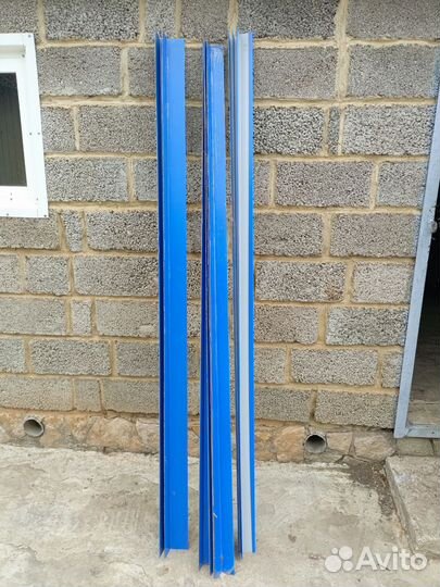 Уголки для профнастила цвет синий сигнальный