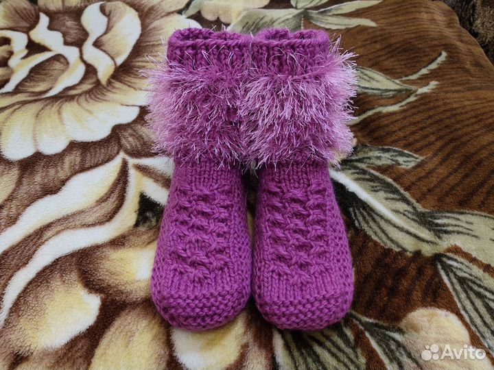 Вязаные женские тапочки