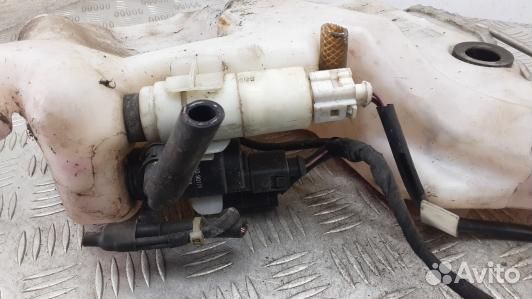 Бачок омывателя mercedes benz E-class W211 (2BN31N