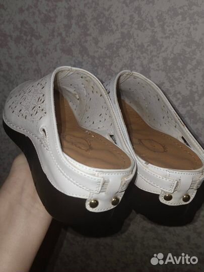 Шлепанцы женские 36 размер