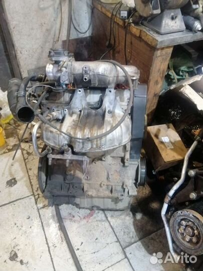 Двигатель AZJ на Volkswagen 2.л