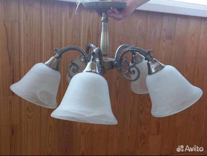 Люстра потолочная