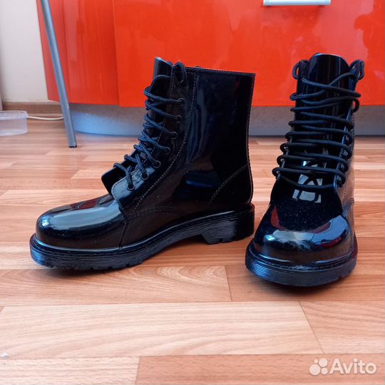 Ботинки женские