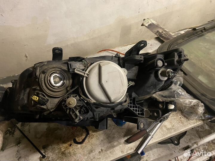 Фары на subaru legacy bl bp